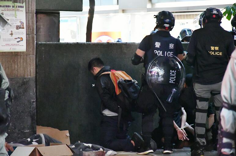 香港最新暴徒现象深度解析与反思的反思报告